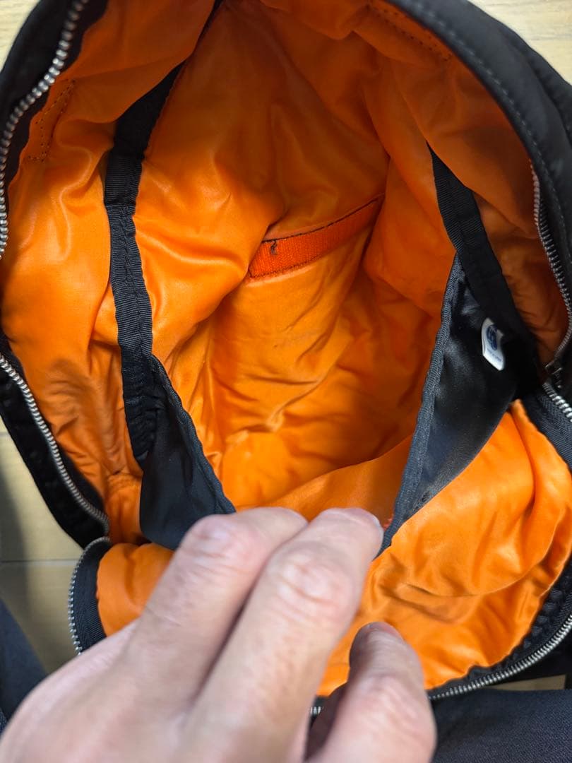 ポーターブラックナイロンバックパック