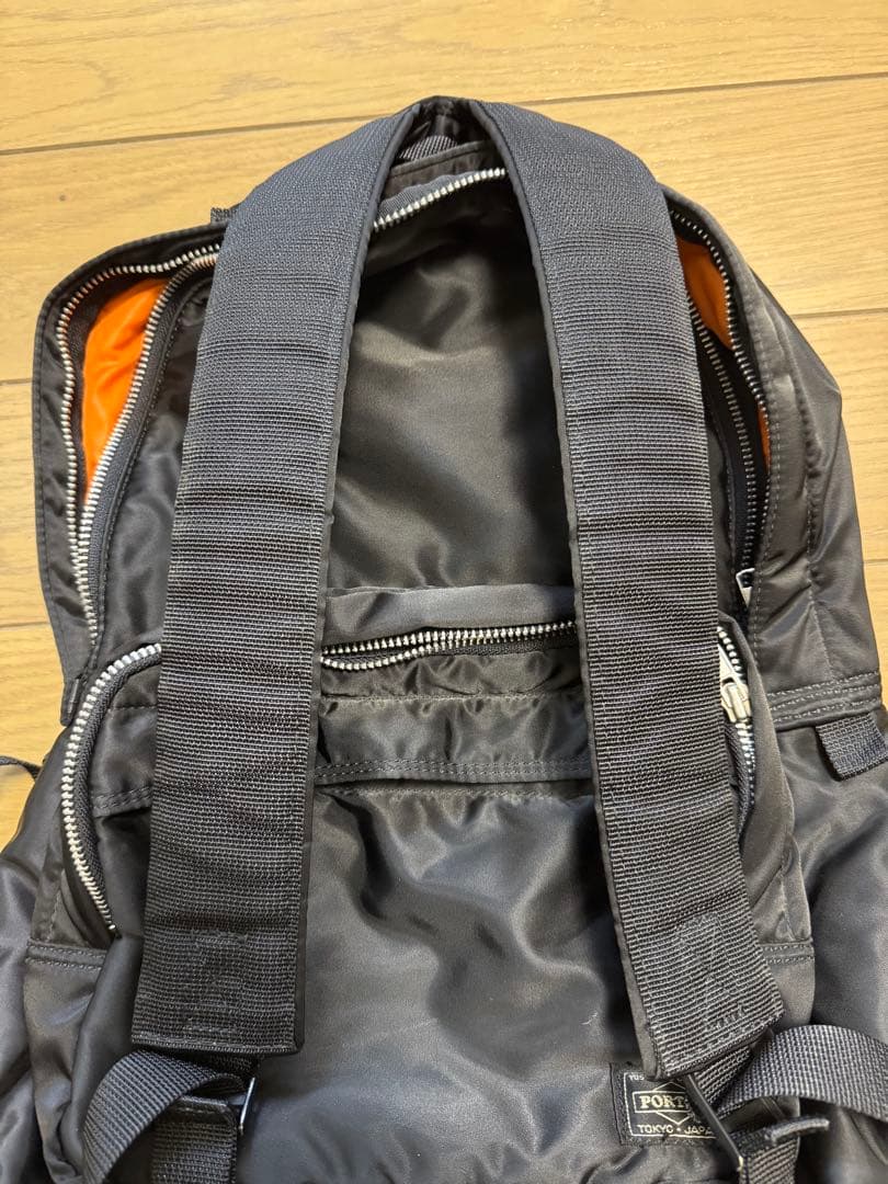 ポーターブラックナイロンバックパック