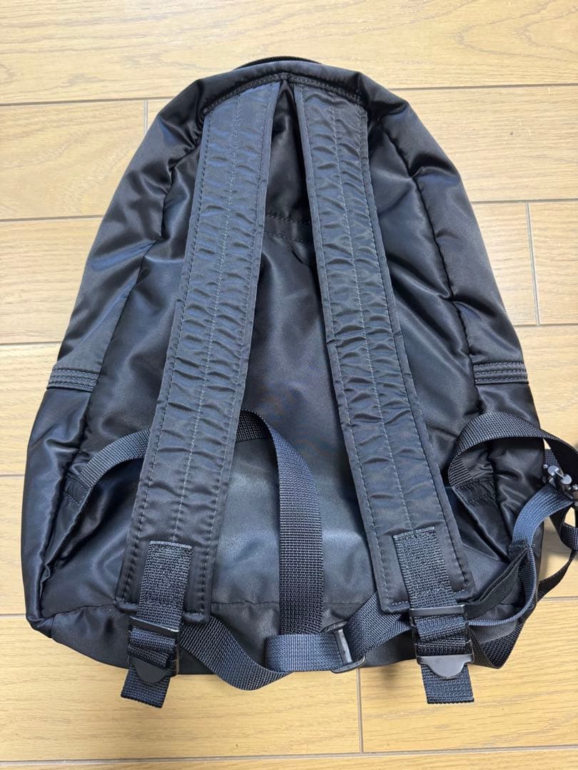 ポーターブラックナイロンバックパック