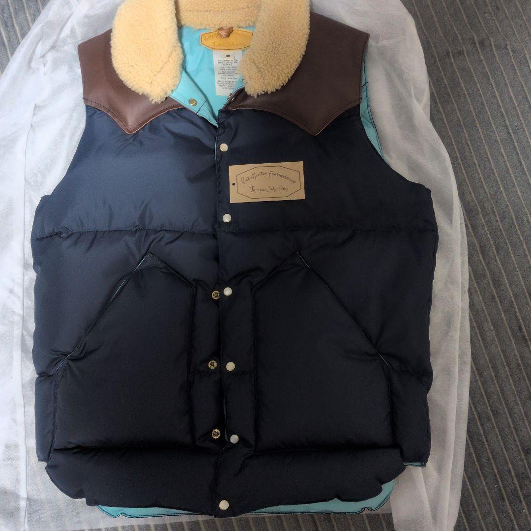 ロッキーマウンテンフェザーベッド　ダウンベスト 中古美品 サイズ40