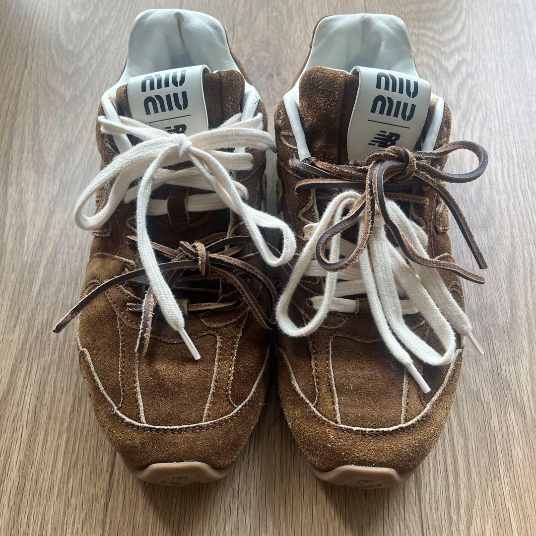 miumiu × New Balance コラボ スエードスニーカー 38.5