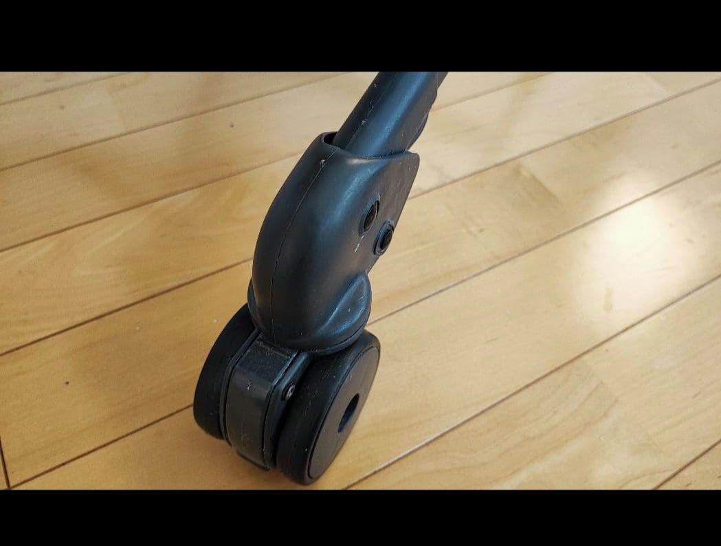 コンビ　ネムリラ　オートスウィング