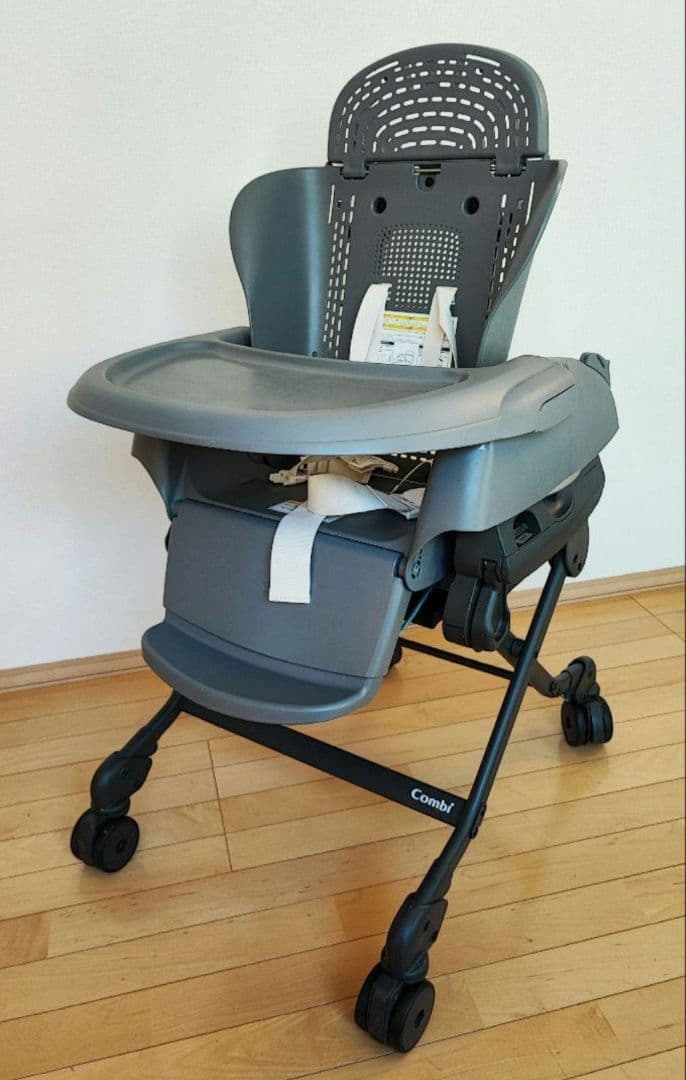 コンビ　ネムリラ　オートスウィング