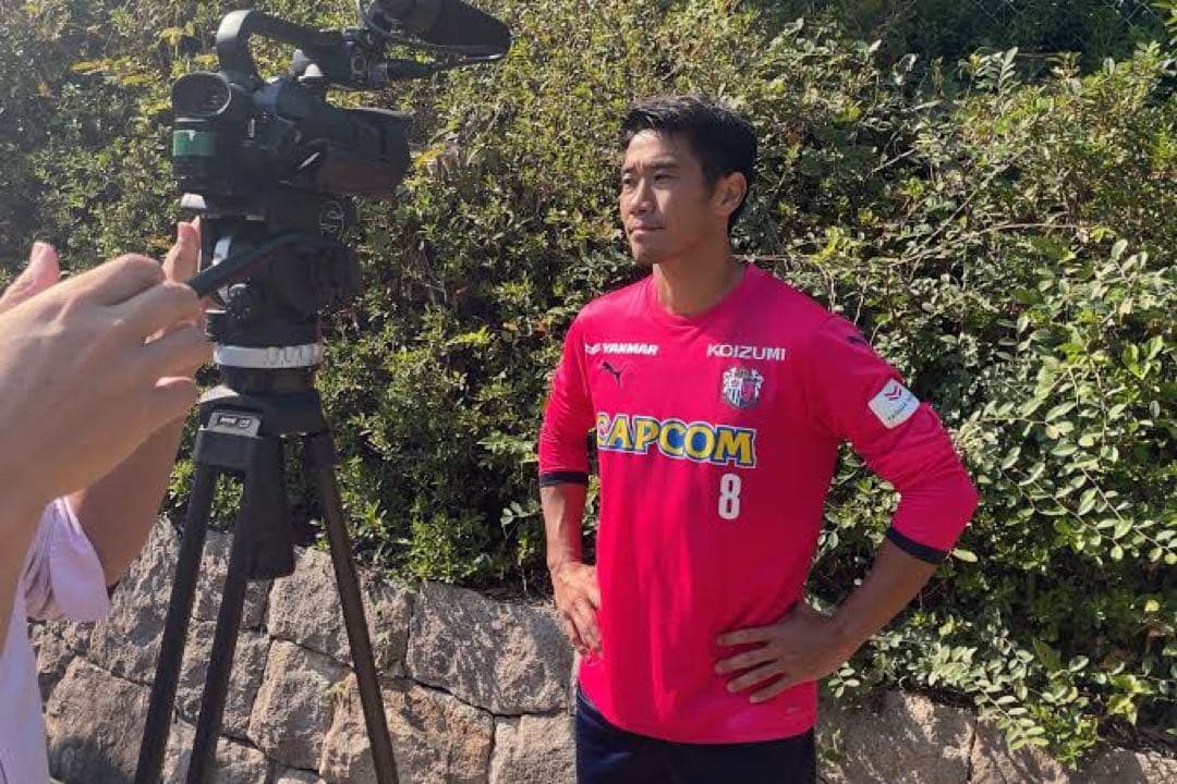 2024セレッソ大阪トレーニング用シャツ