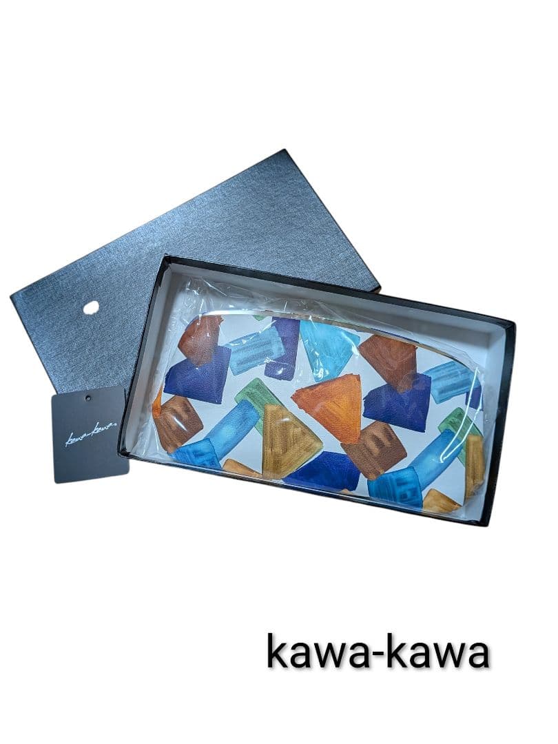新品未使用品　kawa-kawa カワカワ　口金長財布　マルチペイント【箱付き】