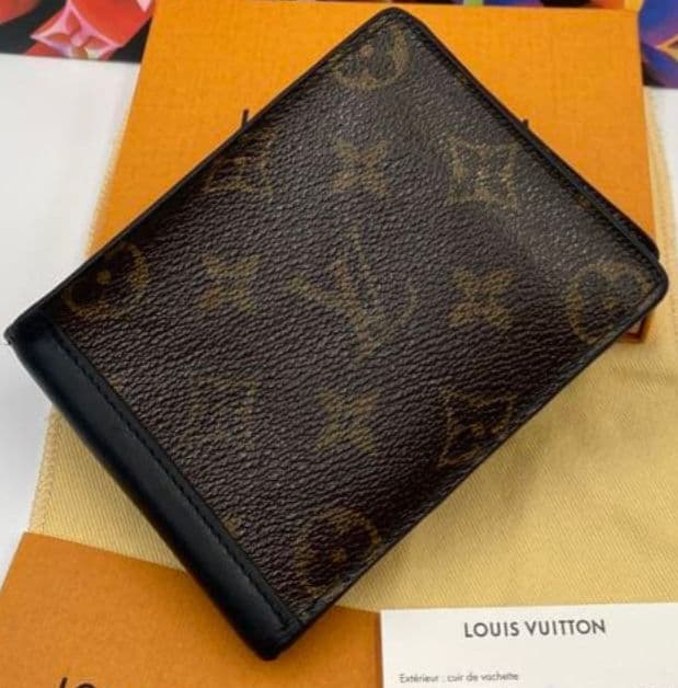 LOUIS VUITTON ポルトフォイユ　ミンドロ　モノグラム　マカサー