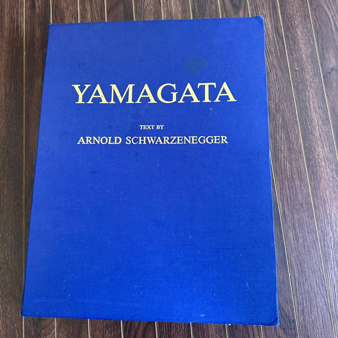 即匿名発送 ヒロ・ヤマガタ画集「超希少、非売品、直筆サイン入り」大型本