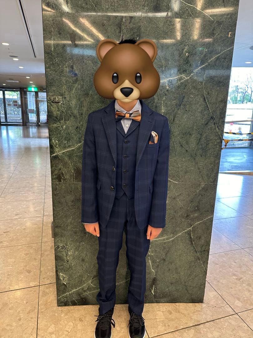 卒業式スーツ　男の子　150センチ　蝶ネクタイ付