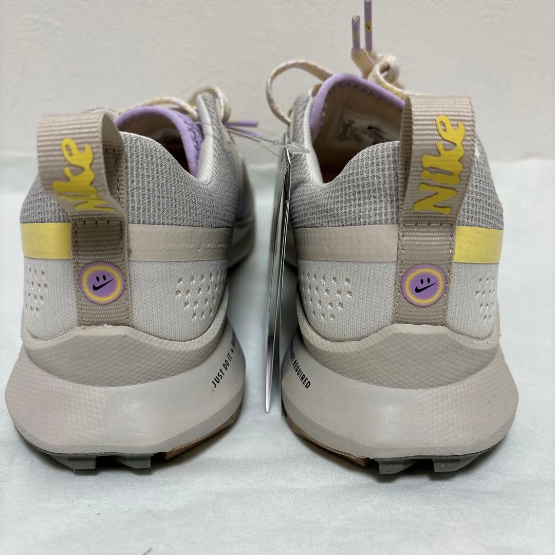 24.5cm 新品 ナイキ ペガサス トレイル 4 FZ5060-095 白