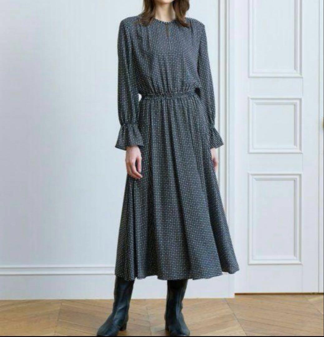 アナイ ANAYI モノトーンプリントフレアワンピース ボウタイ付き 長袖