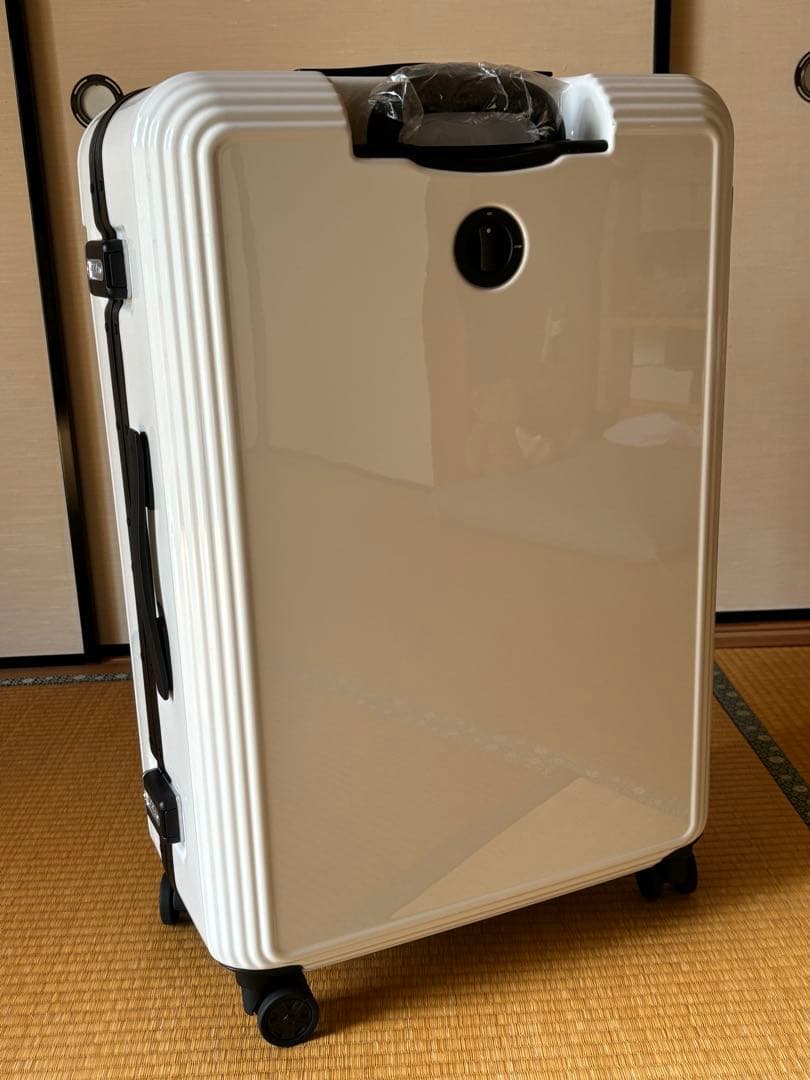 ace.リップルF/スーツケース/4輪/軽量/87L/ホワイト/静音/白/未使用