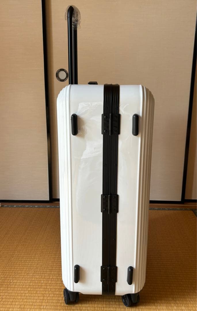 ace.リップルF/スーツケース/4輪/軽量/87L/ホワイト/静音/白/未使用