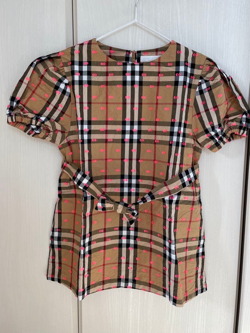 Burberry ワンピース4y=110㎝