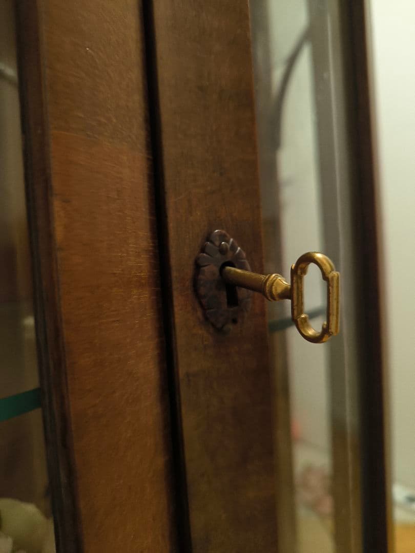 キャビネット　イギリス　アンティーク　デミルーン　ウォルナット