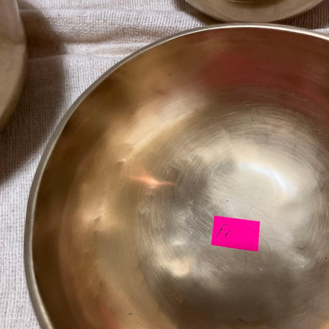 7チャクラ　シンギングボウル7個セット　サンタラトナシャキア氏工房