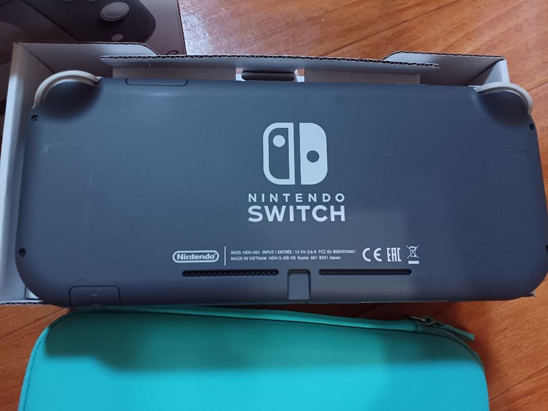 Nintendo Switch Lite グレー　 専用ケース付き