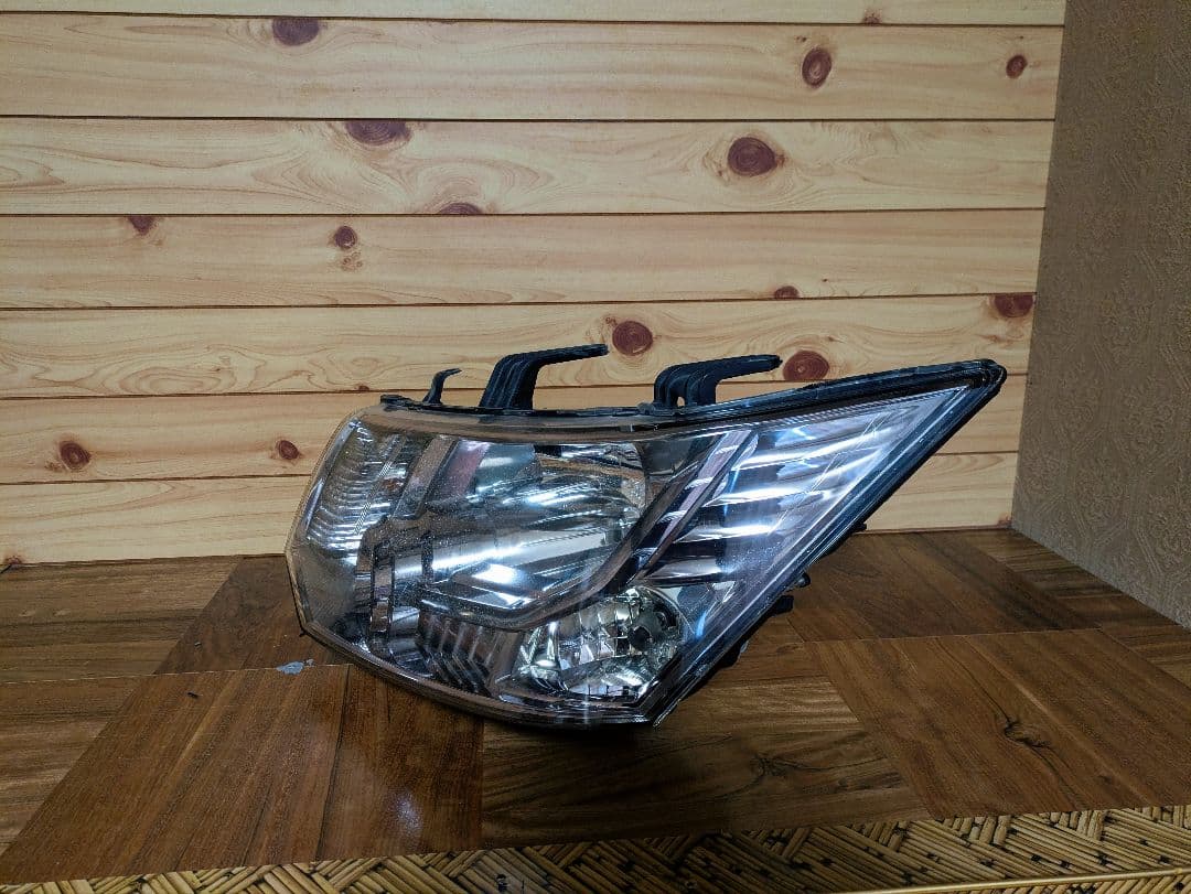 送料込 デリカ D5 ヘッドライト 左右セット HID点灯確認済