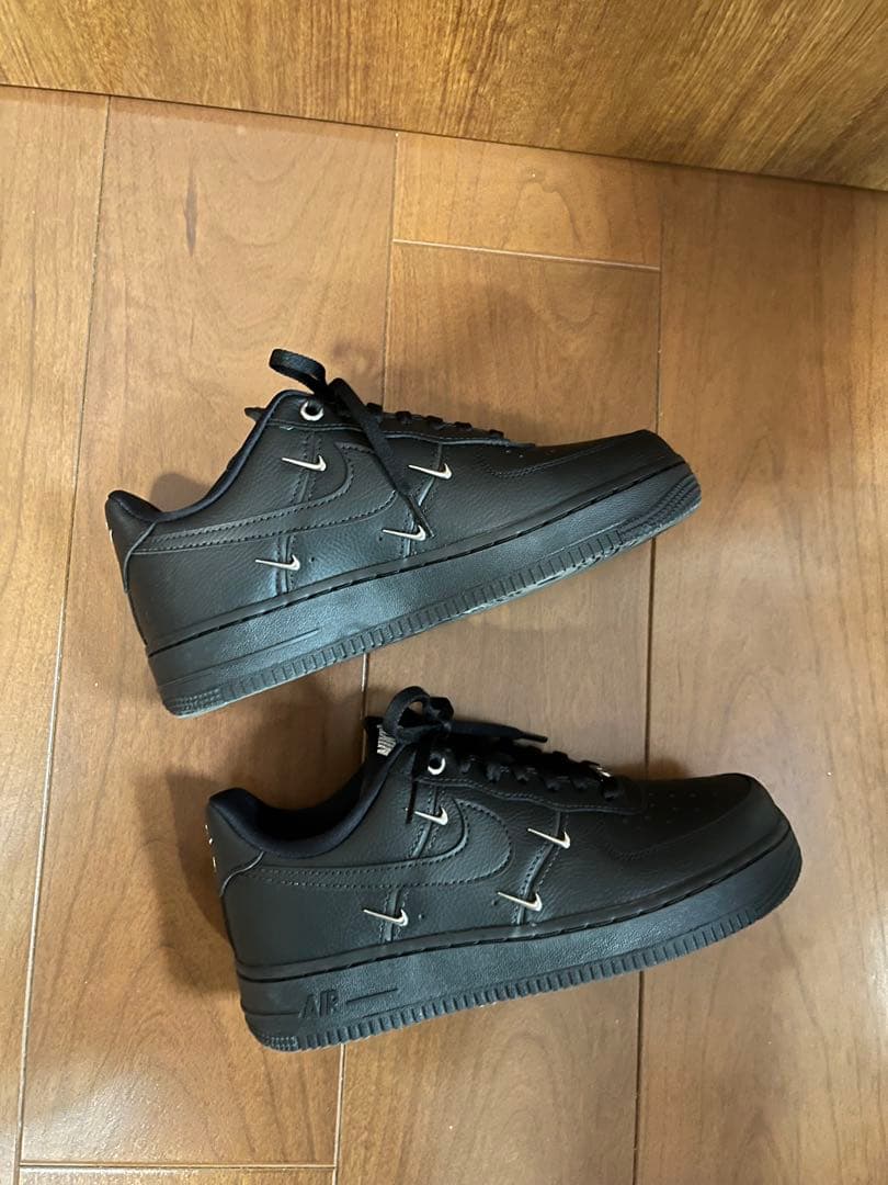 ナイキ エア フォース 1 ’07 LX