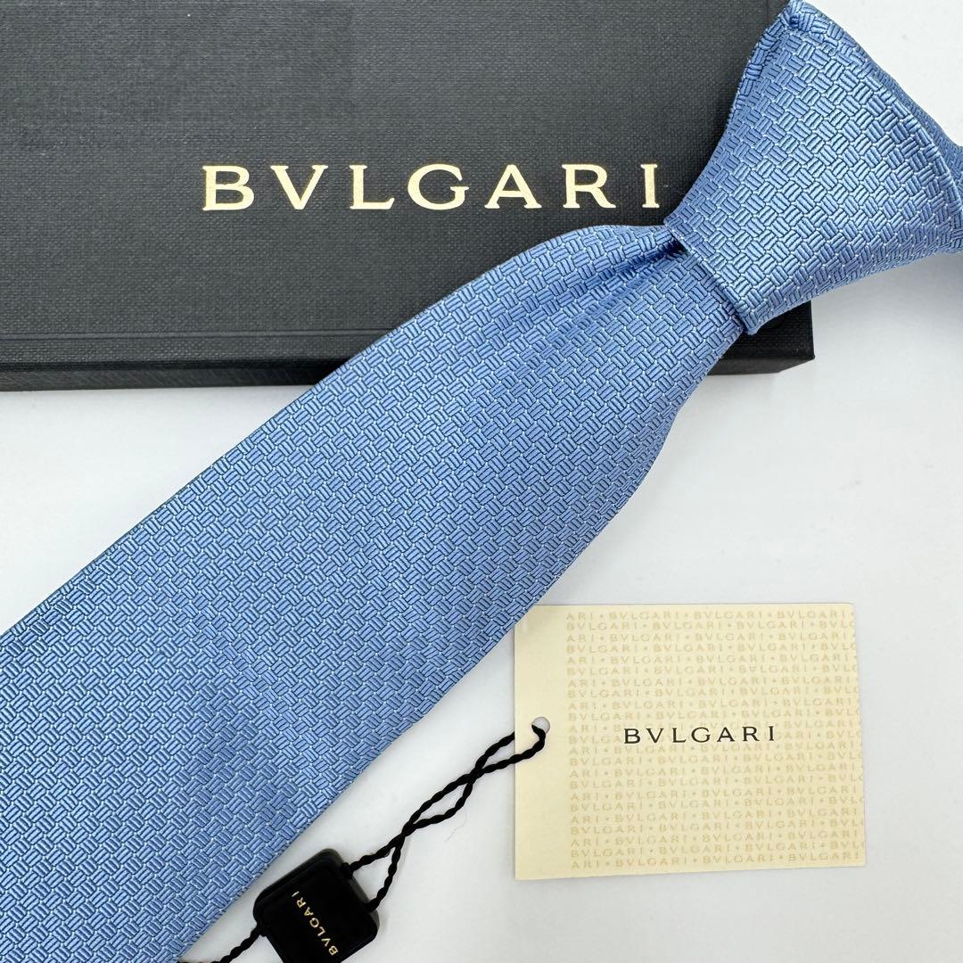 未使用タグ付き ブルガリ ネクタイ 箱付き ソリッド セッテピエゲ ハイブランド