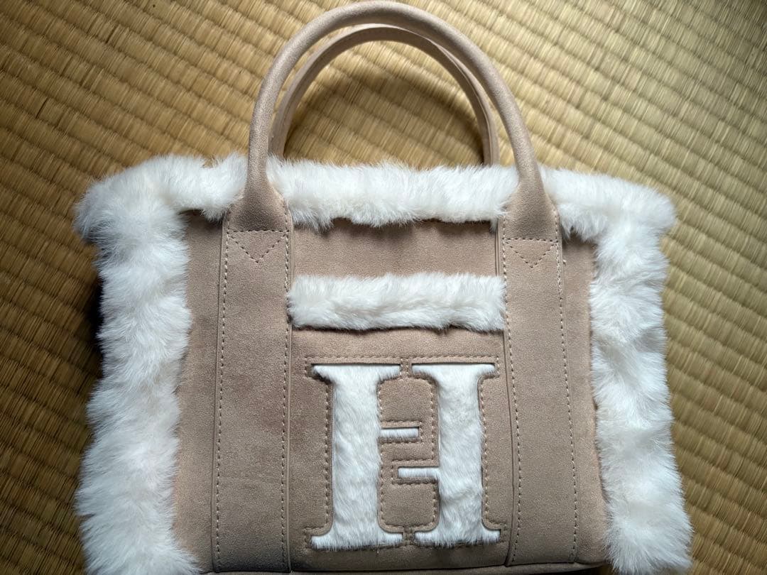 ぽ*む様 Her lip to Cozy Winter Tote Bag