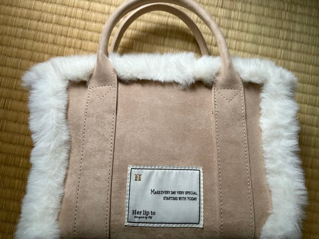ぽ*む様 Her lip to Cozy Winter Tote Bag