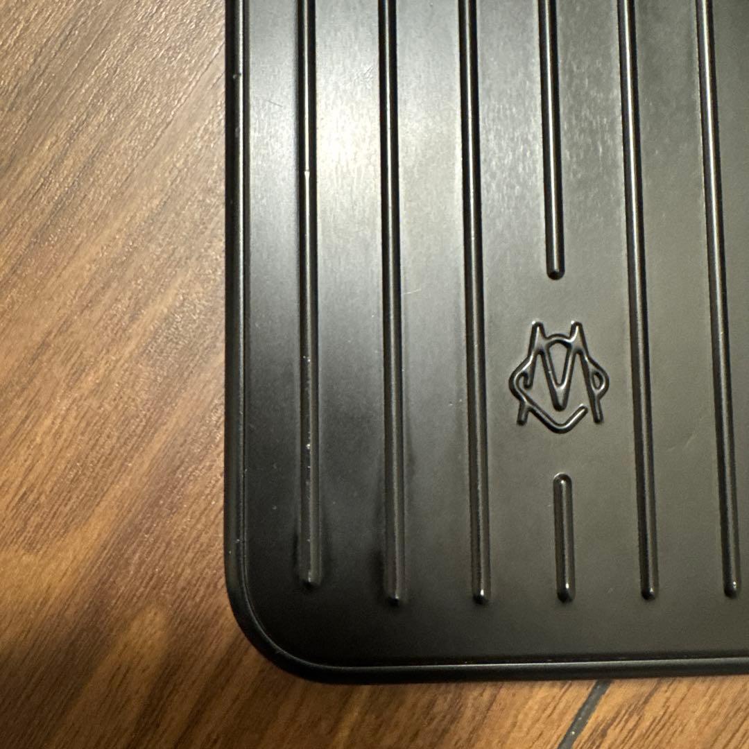 RIMOWA ブラック iPhone15pro MAX アルミニウム製ケース