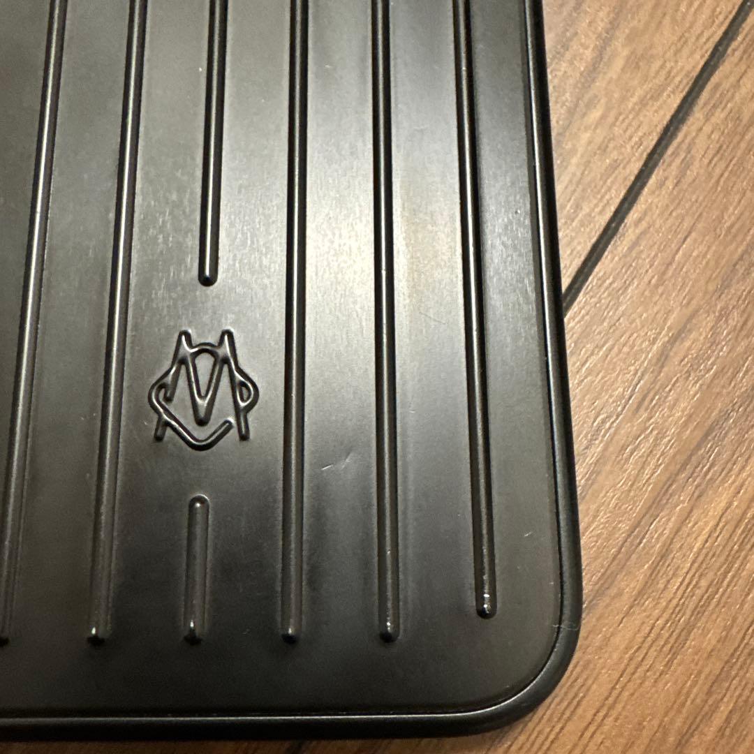 RIMOWA ブラック iPhone15pro MAX アルミニウム製ケース