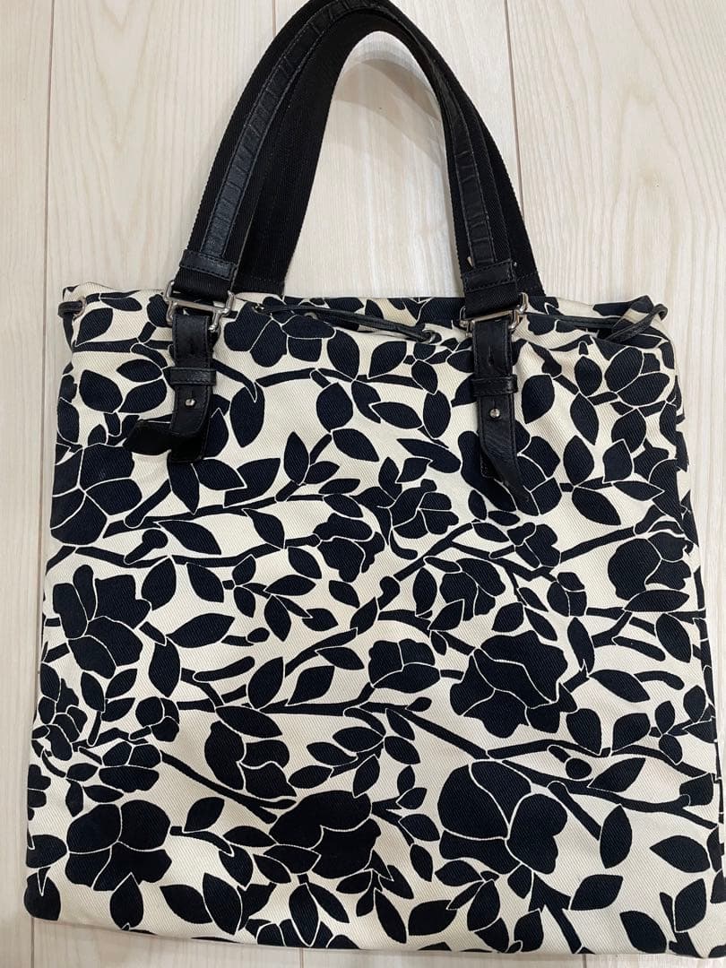 Saint Laurent フラワーパターン トートバッグ