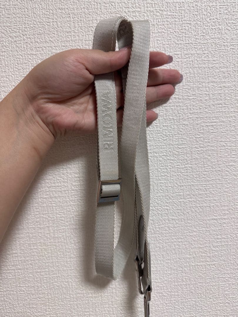 RIMOWA iPhone 15 Proケース　箱つきません/ストラップ付き