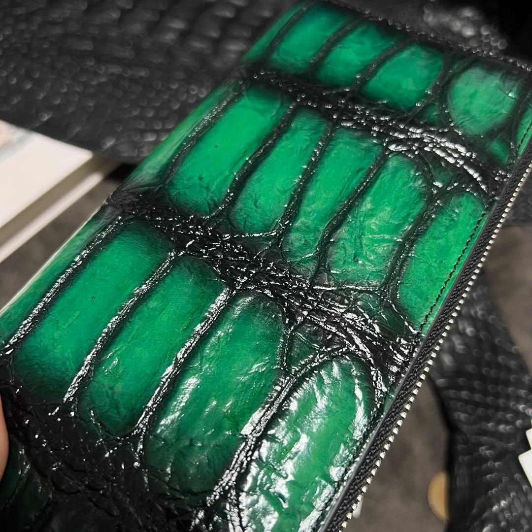 実物一枚革　クロコダイル　ラウンドファスナー 本革　手染め手作り　長財布　人気