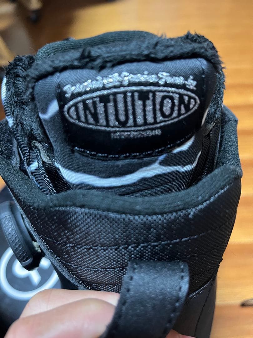 スノーボード＊ブーツ　美品　使用頻度少　23.0cm 【INTUITION】