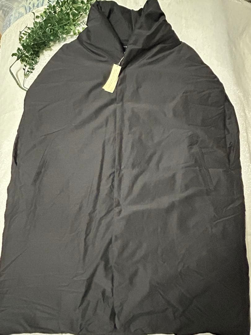 ヨーガンレール　シルクコットンダウン　ケープコート　ババグーリ　ブラック　新品