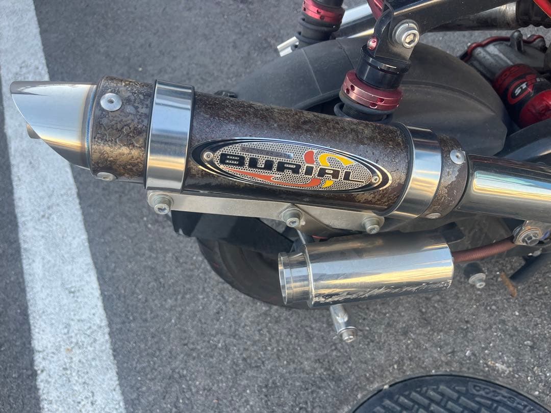 BURIAL カーボンファイバー マフラー