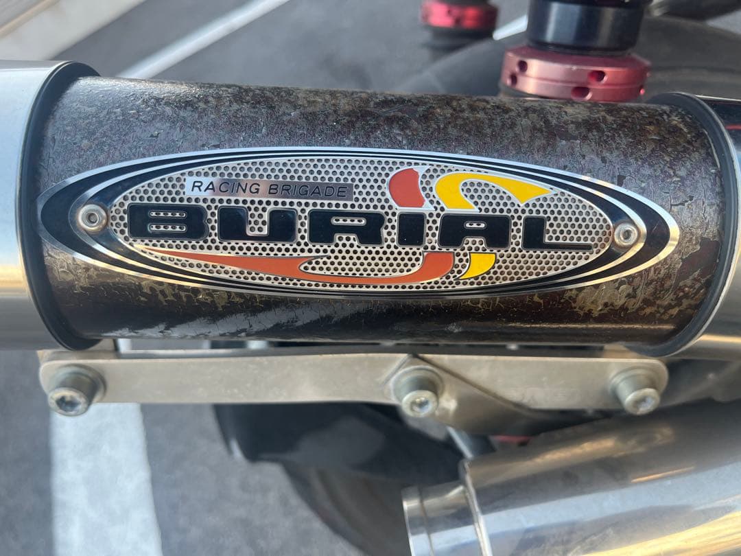 BURIAL カーボンファイバー マフラー