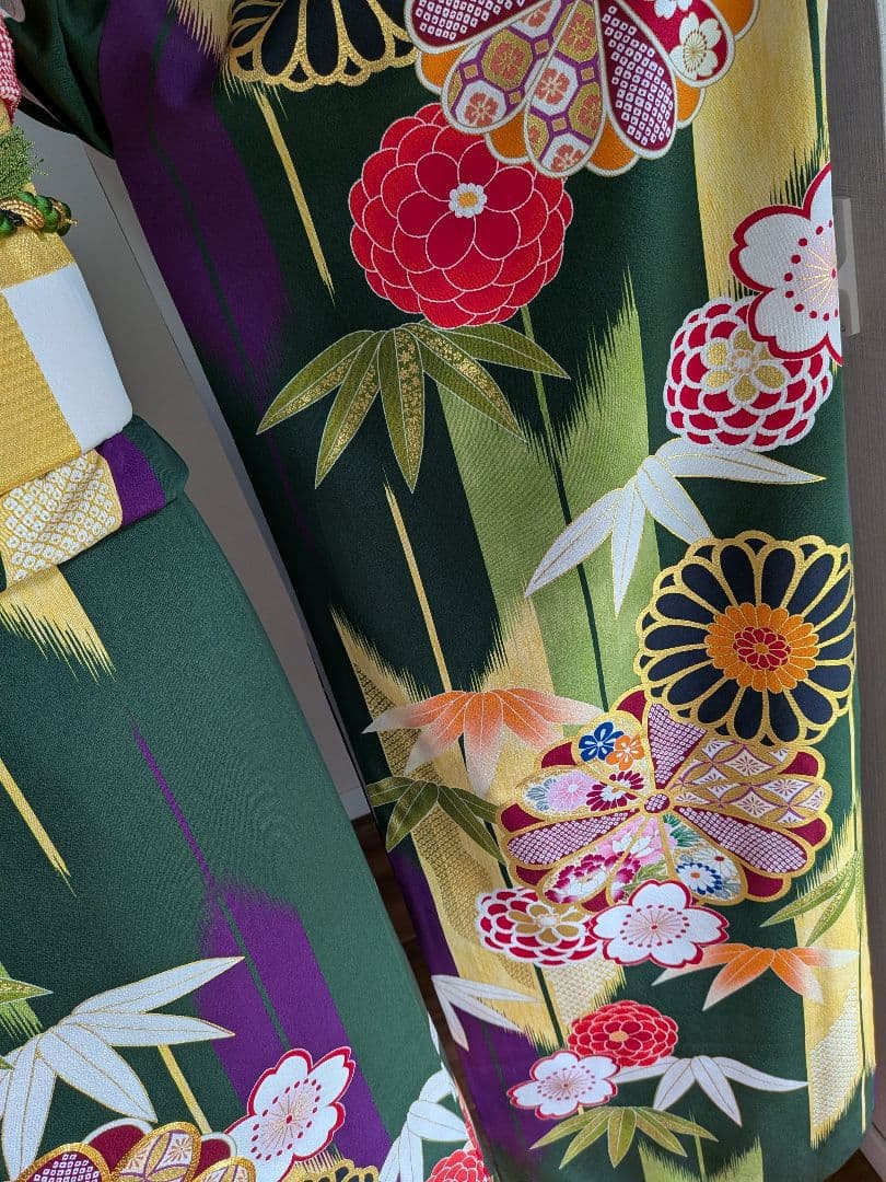 振袖　ほぼ未使用　金駒刺繍　トール　L寸