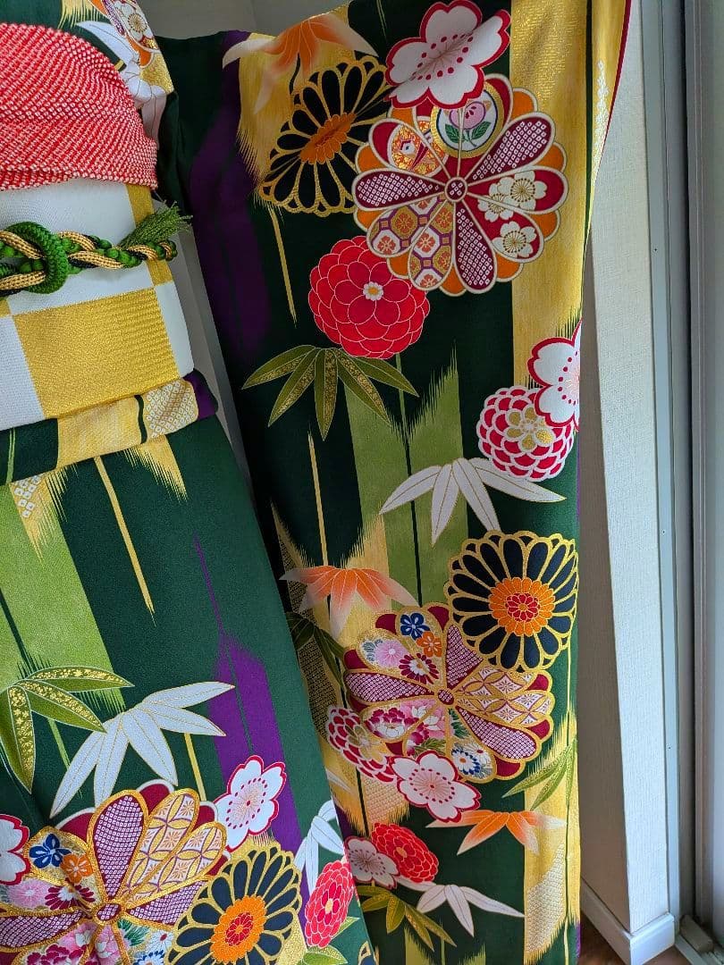 振袖　ほぼ未使用　金駒刺繍　トール　L寸