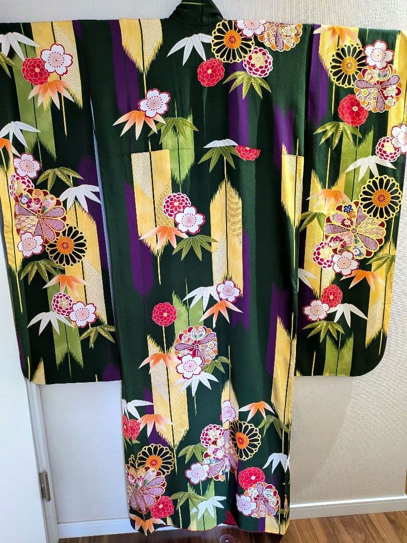 振袖　ほぼ未使用　金駒刺繍　トール　L寸