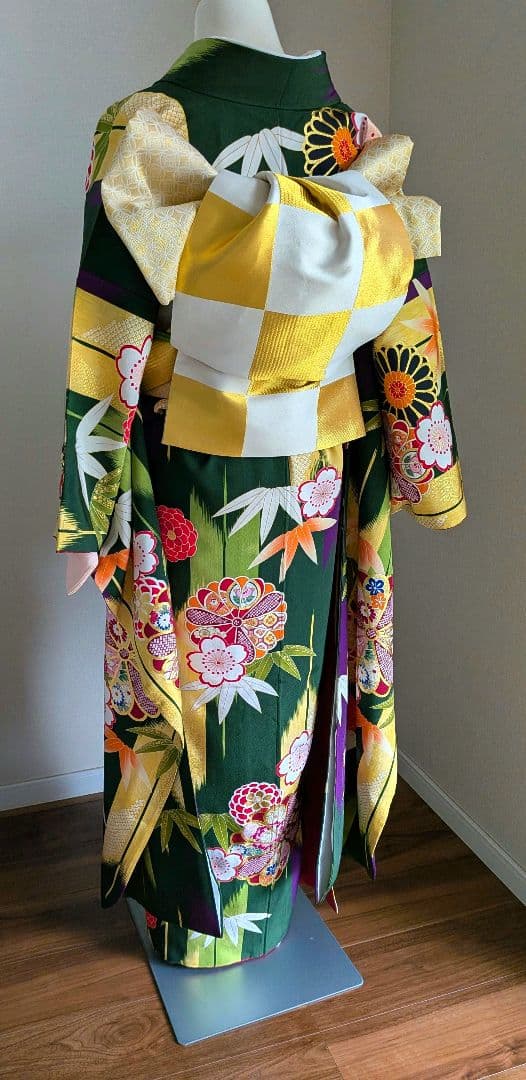 振袖　ほぼ未使用　金駒刺繍　トール　L寸