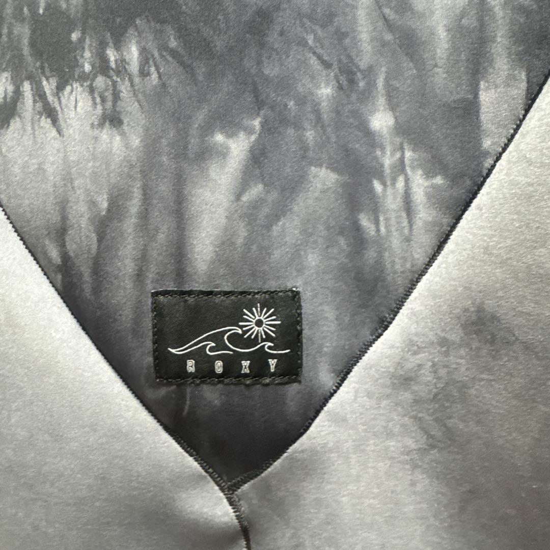 roxy フルジップ長袖ウェットスーツ グレー・ブラック