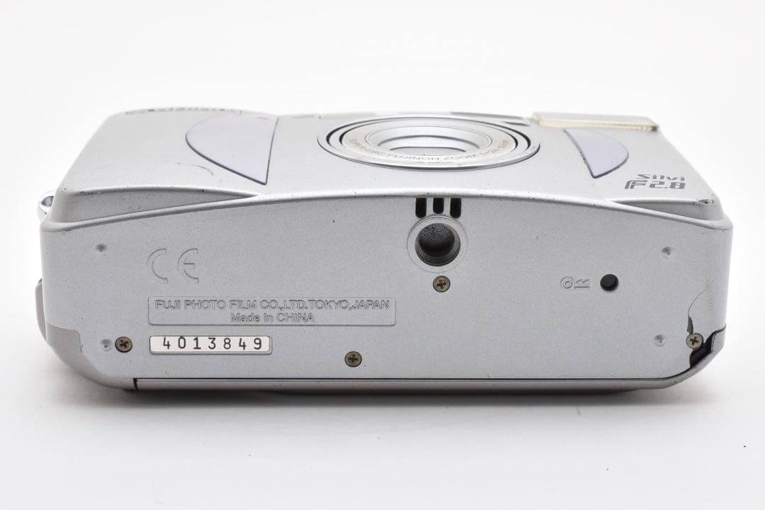 FUJIFILM Silvi F2.8 コンパクトカメラ