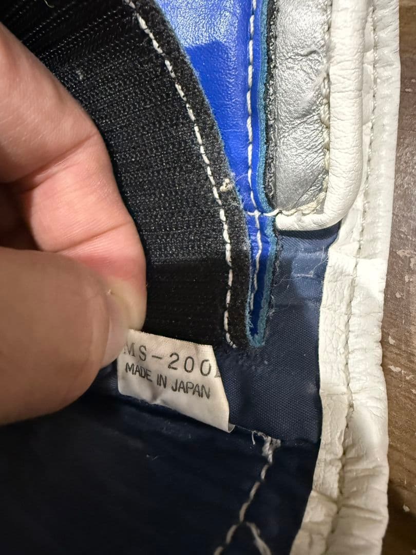 Winning ボクシンググローブ 青×シルバー　8オンス