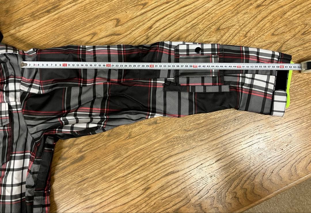 値下げ！ スノーボードウエア 上下セット XLサイズ 新品未使用！