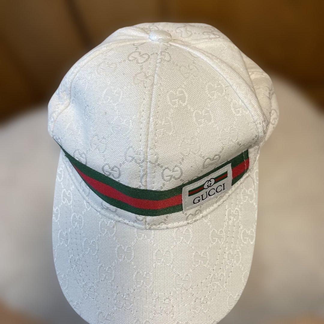グッチ　GUCCI ゴルフキャップ　白