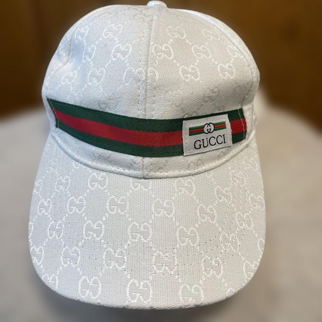 グッチ　GUCCI ゴルフキャップ　白
