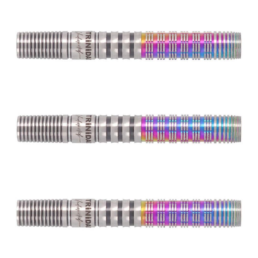 サイン入りTRiNiDAD Romero3 ST 岩田夏海選手モデル