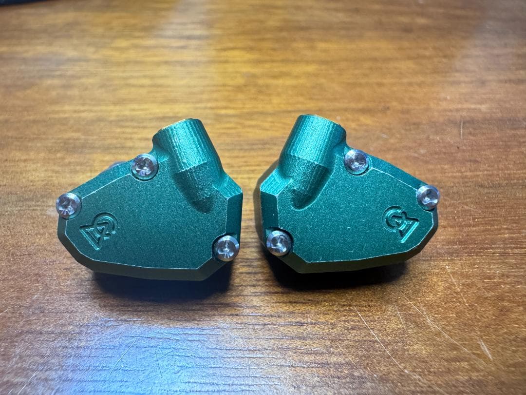 Campfire Audio Andromeda 初期モデル