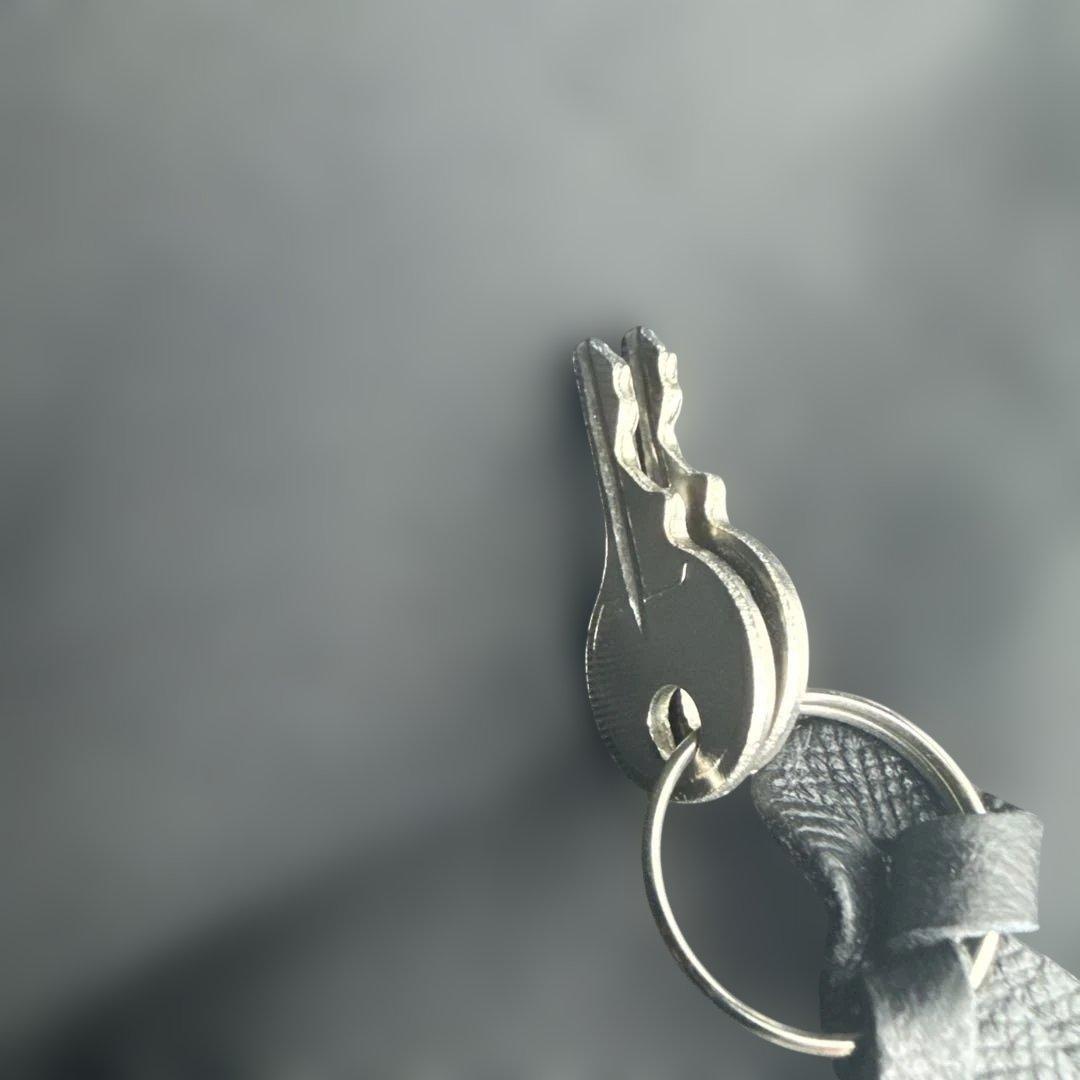 PRADA ブラック ボストンバッグ　n20