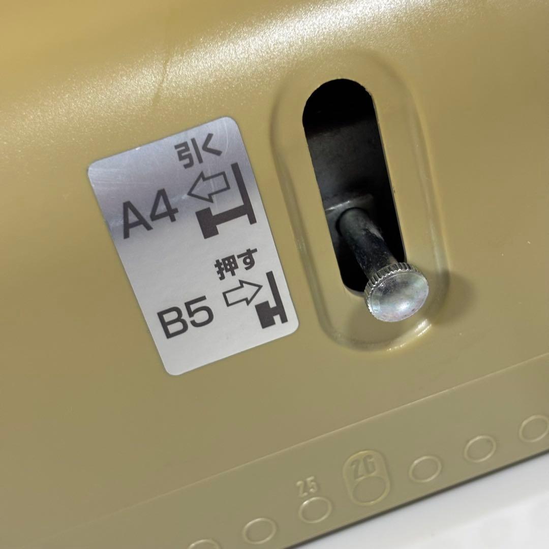 KOKUYO 穴あけパンチ PN-50N A4 B5 多穴パンチ 26穴 30穴