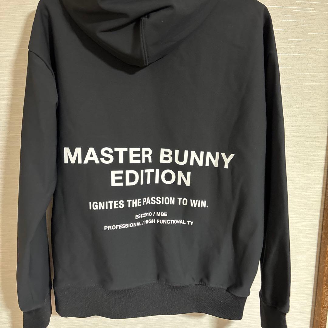 マスターバニーエディション　パーカー