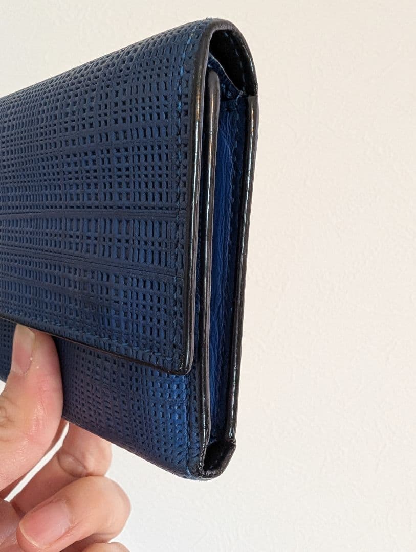 三つ折り財布　LOEWE